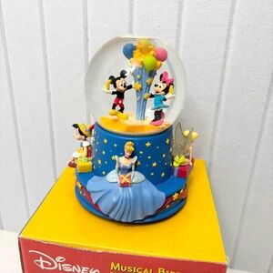 Disney Walt's 100Th Musical Birthday Water Globe "When you wish upon a Star"